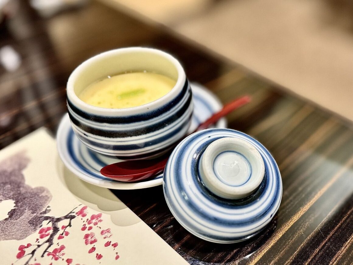 Umenohana Thonglor Steam Egg