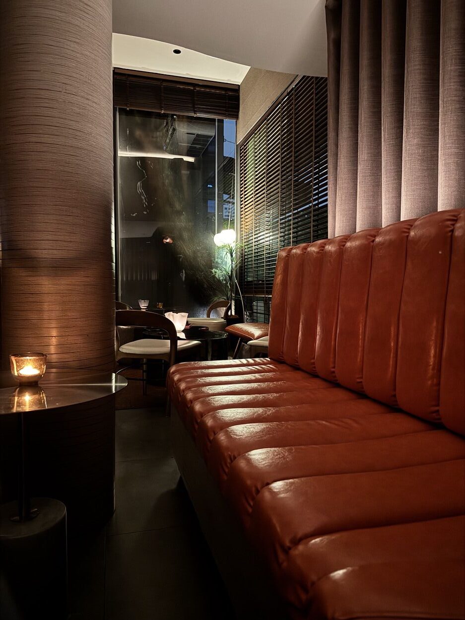 Dry Wave Cocktail Studio Lounge